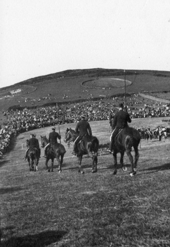 Military Review, showing circular stone enclosure on Hillsborough