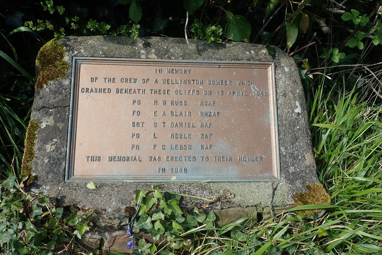 Windbury Head Memorial